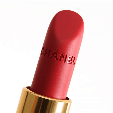 chanel lipstick la bouleversante|Chanel lipstick Le Bouleversante review.